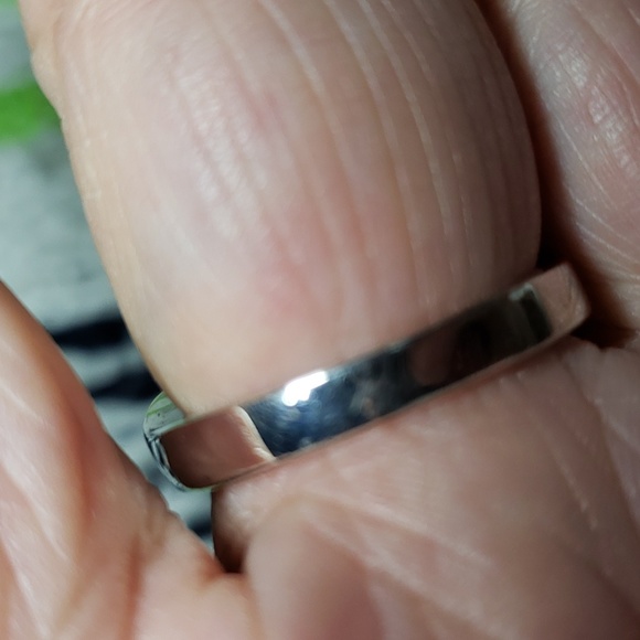 Ladies ring - Picture 2 of 3